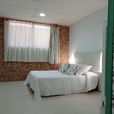 Estudio Centrico En Агилас Экстерьер фото