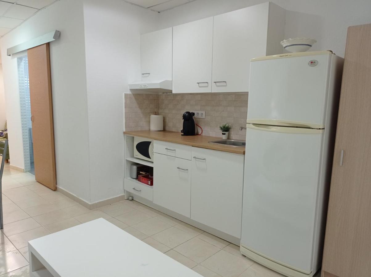 Estudio Centrico En Агилас Экстерьер фото