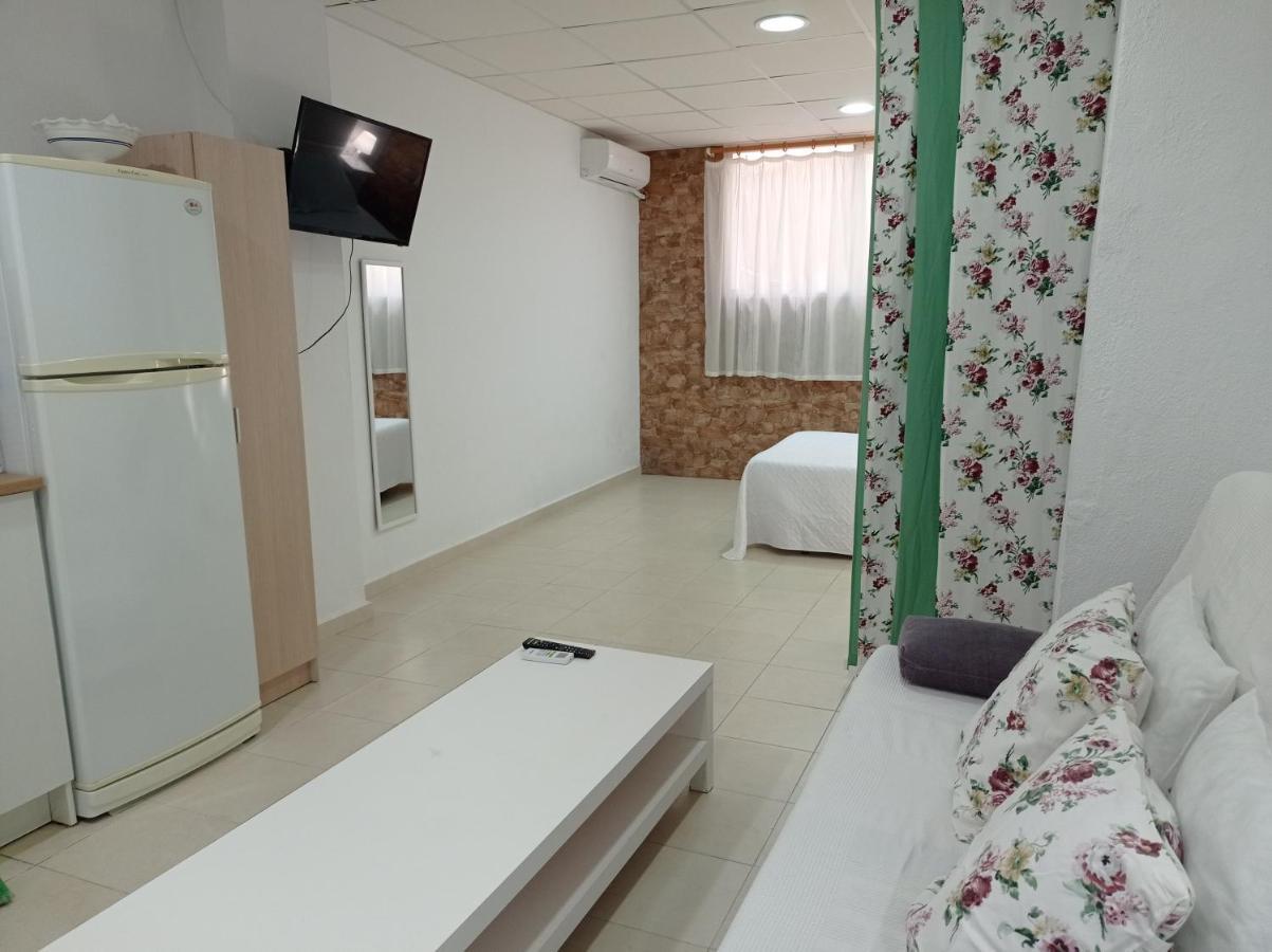 Estudio Centrico En Агилас Экстерьер фото